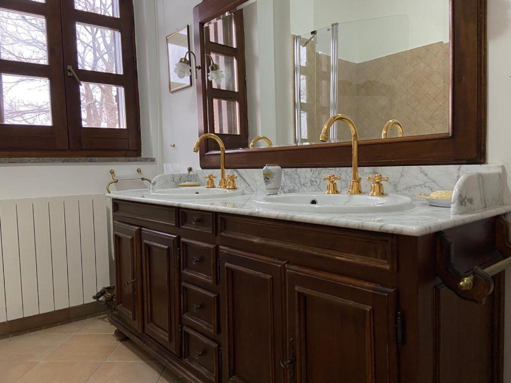 Villa Rosella Appartamento 2 - Con Piscina - 150 M Dal Mare Casa Margherita Luaran gambar