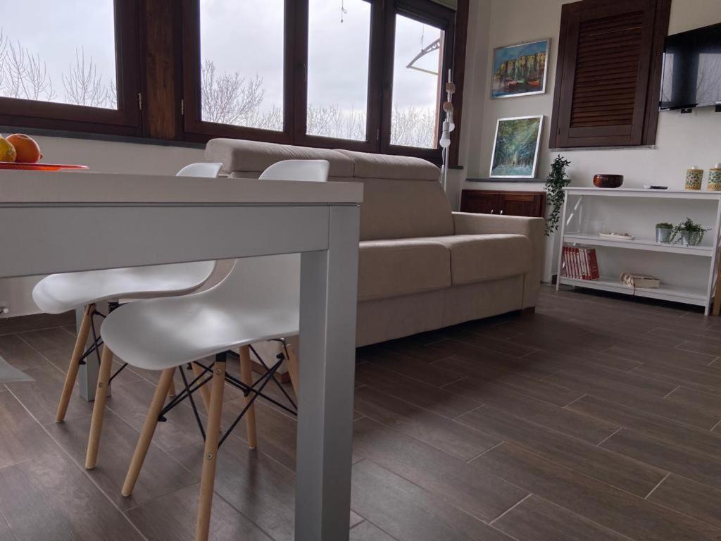 Villa Rosella Appartamento 2 - Con Piscina - 150 M Dal Mare Casa Margherita Luaran gambar