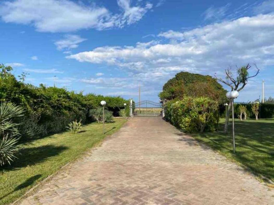 Villa Rosella Appartamento 2 - Con Piscina - 150 M Dal Mare Casa Margherita Luaran gambar